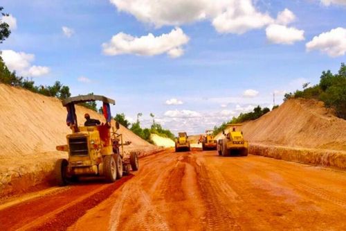 Khan hiếm vật liệu cho dự án xây cao tốc Bắc Nam
