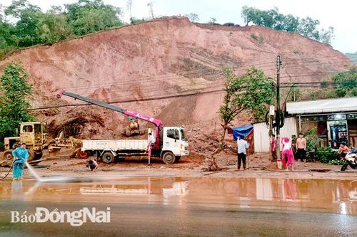 Nhiều tồn tại ở dự án Xử lý sạt lở đồi tại huyện Tân Phú