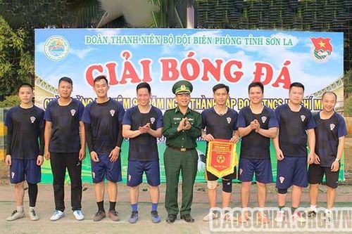 Đoàn Thanh niên Bộ Chỉ huy BĐBP tỉnh: Giải bóng đá chào mừng kỷ niệm 90 năm Ngày thành lập Đoàn