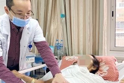 Mang khối u 10kg nhưng lại tưởng béo bụng