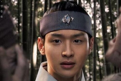 Diễn tới gãy tay, Jang Dong Yoon vẫn gửi lời xin lỗi vì đã đóng 'Joseon Exorcist'