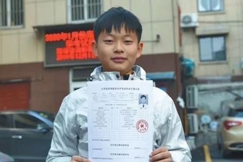 Xung đột trong cách dạy con của cha mẹ thần đồng Trung Quốc