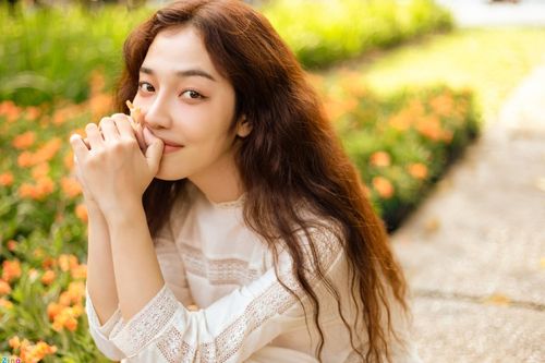 Khả năng hát live của tân binh Hoàng Duyên