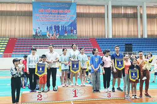64 gia đình tranh tài tại Giải Thể thao gia đình quận Bắc Từ Liêm 2021