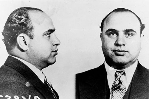 Cuộc đời 'giông tố' của mafia khét tiếng thế giới