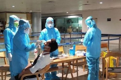 TPHCM: Kết quả truy tìm nhóm nhập cảnh trái phép với nữ bệnh nhân Vĩnh Long