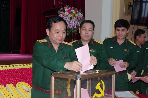Đảng ủy Quân sự tỉnh giới thiệu nhân sự bổ nhiệm chức danh Chỉ huy trưởng và Phó chỉ huy trưởng