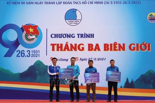 Nhiều hoạt động thiết thực đến với đồng bào dân tộc thiểu số trong dịp 'Tháng ba biên giới'