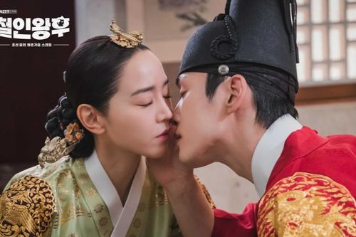 Phim 'Mr. Queen' của Shin Hye Sun bay màu