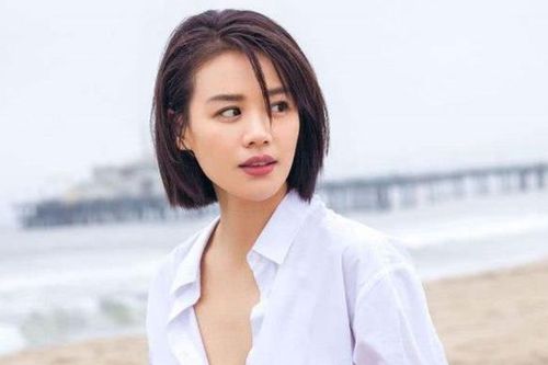 Mã Tư Thuần bị fan kịch liệt phản đối khi hẹn hò với 'người đàn ông trong đống rác'