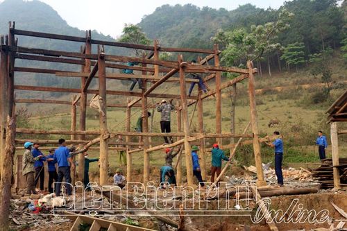 Tuổi trẻ Tủa Chùa làm theo lời Bác
