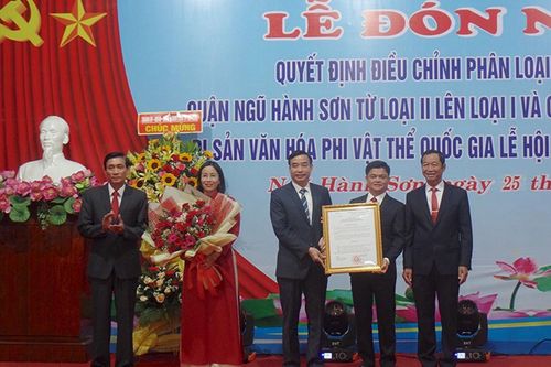 Đà Nẵng: Trao Bằng chứng nhận Lễ hội Quán Thế Âm - Ngũ Hành Sơn là di sản văn hóa quốc gia