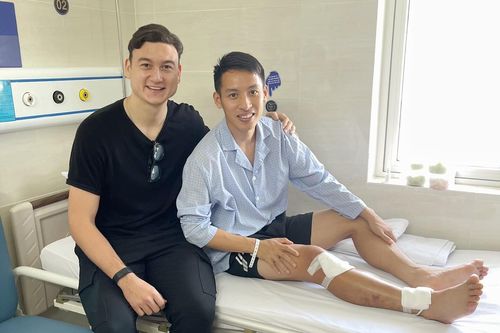 Đặng Văn Lâm về Việt Nam, vào viện thăm Hùng Dũng