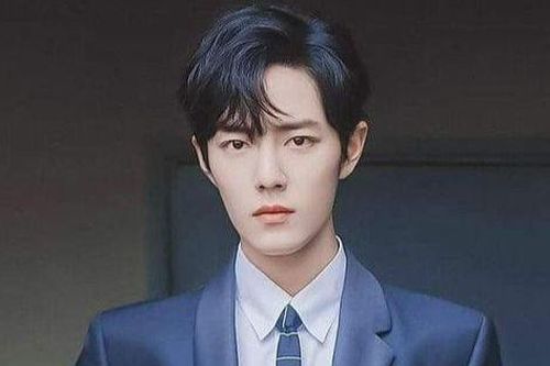 Tạo hình phim mới dù 'sương khói mờ nhân ảnh', Tiêu Chiến vẫn được khen hết lời
