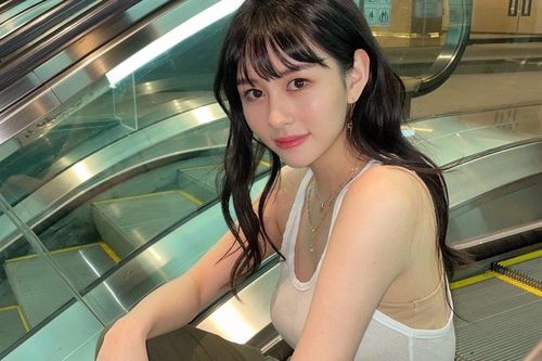 Nhan sắc đời thường của con gái Khâu Thục Trinh