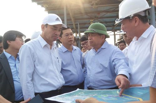 Bộ trưởng Nguyễn Chí Dũng: Đà Nẵng xây nhanh cảng Liên Chiểu để thu hút đầu tư