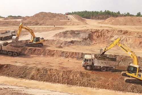 Đề nghị Đồng Nai ưu tiên cấp phép mỏ cung cấp vật liệu thi công đường cao tốc