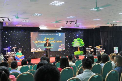 Ra mắt bậc trung học phổ thông Trường liên cấp Tây Hà Nội