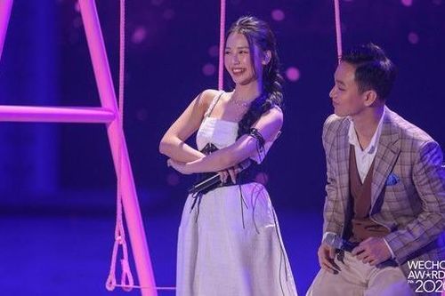 Vừa 'khoe' bộ ảnh đón sinh nhật tuổi 22, Kaity Nguyễn bị tố mượn ý tưởng; clip Amee hát live nhận về nhiều ý kiến trái chiều từ cộng đồng mạng