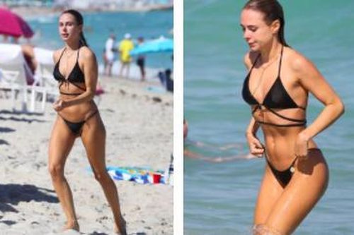 Kimberley Garner đẹp như mộng ở biển với bikini bé xíu