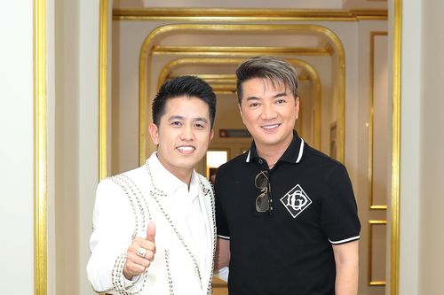 Ca sĩ Đàm Vĩnh Hưng đến chúc mừng Mai Trần Lâm ra mắt phim ca nhạc Bolero hành động