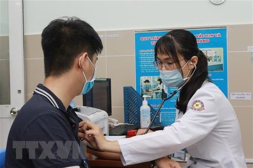 Thêm 4 ca mắc mới COVID-19, được cách ly ngay khi nhập cảnh