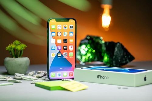 Bất ngờ phiên bản iPhone 12 chính hãng có giá giảm mạnh, rẻ hơn cả iPhone 11