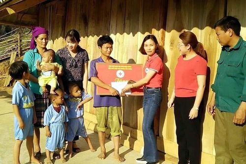 Ấm áp những ngôi nhà chữ thập đỏ