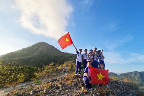Dã ngoại thiên văn trên núi Cô Tiên