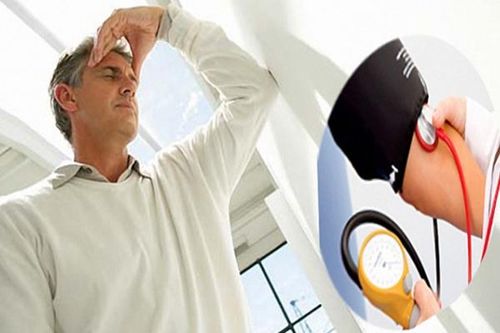 Đối phó với đau đầu do tăng huyết áp