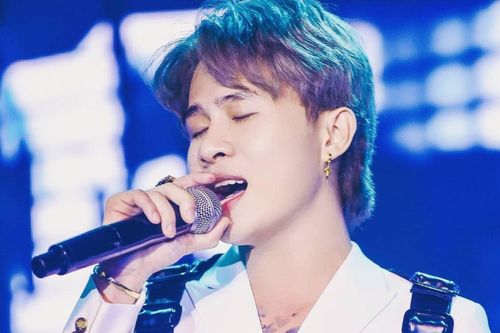 Khả năng hát live của Jack, Amee
