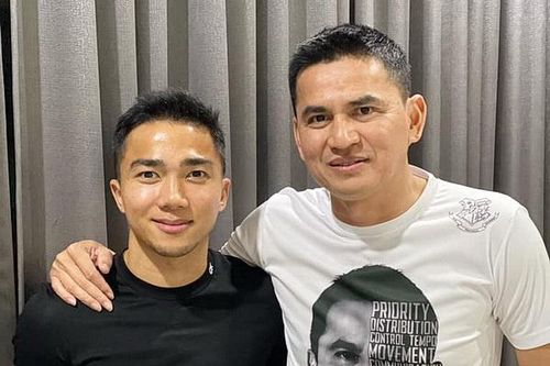 Kiatisuk mời Chanathip sang V.League