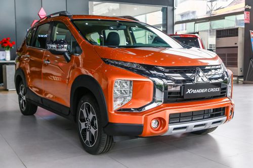 Tầm giá 600-700 triệu đồng, chọn xe nào cho nhu cầu sử dụng gia đình?