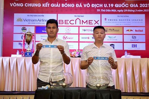 Văn Quyến đọ sức cùng Kesley và HAGL