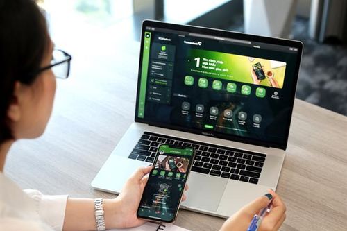 Số hóa dịch vụ tài chính: Hướng đi nào cho ngân hàng Việt?