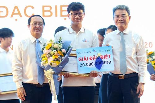 Khởi nghiệp của sinh viên cùng sở hữu trí tuệ và công nghệ số