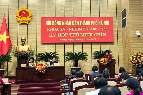Hà Nội thông qua năm dự án đầu tư công cấp bách