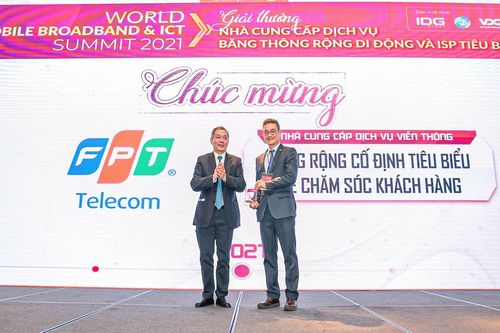 FPT Telecom nhận giải thưởng Chất lượng dịch vụ được khách hàng hài lòng nhất