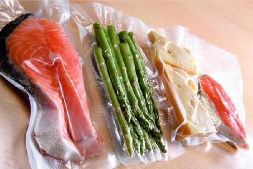Từ vụ ngộ độc pa tê chay: Cảnh báo hiểm họa 'hút chân không' thực phẩm sai cách