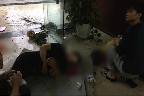 Chủ đầu tư tòa nhà chung cư thủng trần: Cổ phiếu 'trà đá', lỗ triền miên