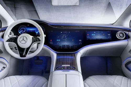 Mercedes-Benz EQS sở hữu màn hình cực khủng