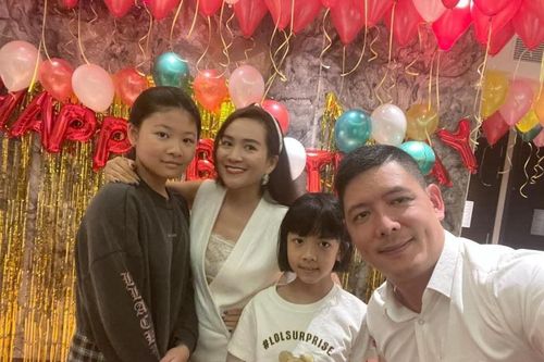 Siêu mẫu Bình Minh gửi lời chúc mừng sinh nhật ngọt ngào đến bà xã Anh Thơ