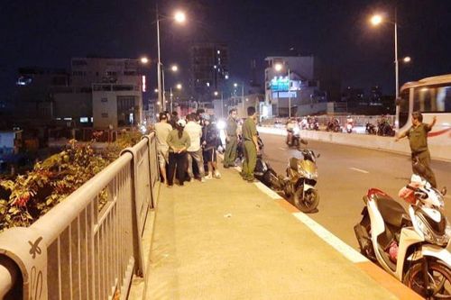 Nam thanh niên gieo mình xuống sông Sài Gòn sau khi cãi nhau với bạn gái