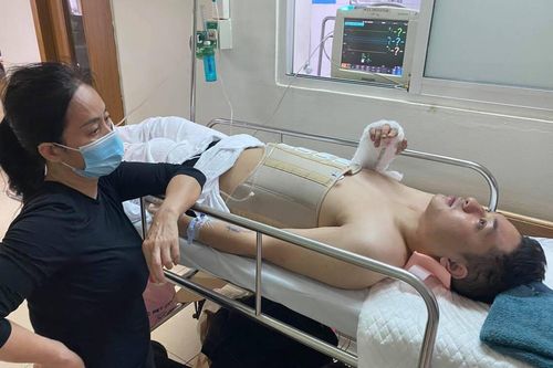 Vụ nữ giám đốc và nhân viên lọt trần chung cư: 'Tôi đứng lên đi vài bước thì loạng choạng rồi ngất luôn'