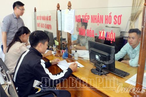 Nậm Pồ xây dựng nền hành chính minh bạch hiệu quả