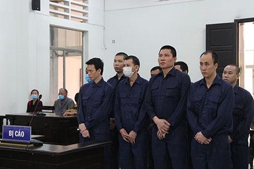 Mâu thuẫn chuyện nhường đường, 1 người chết