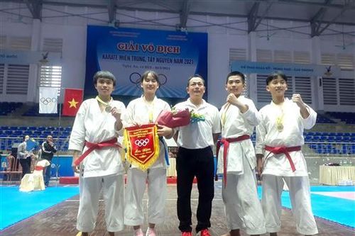 Đội tuyển Karate Quảng Trị xuất sắc giành được 13 HCV, HCB, HCĐ tại Giải vô địch Karate khu vực miền Trung, Tây nguyên năm 2021