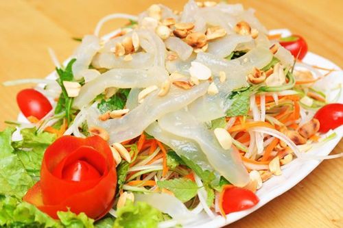 Món ngon mỗi ngày: Cách làm nộm sứa giòn, mát