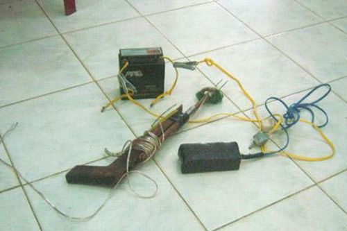 Bắt 3 thanh niên trộm chó, dùng súng tự chế bắn chết chủ nhà