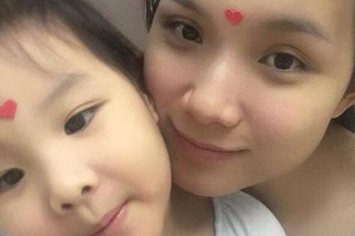 Con gái Thùy Lâm được fan mong thi hoa hậu